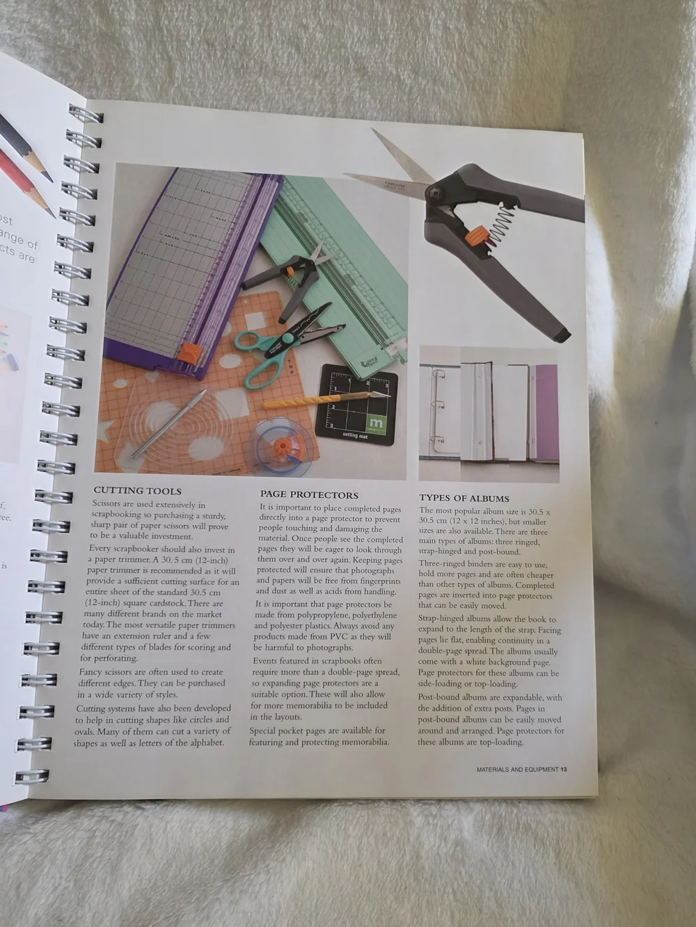 The Complete Book of Scrapbooking & Papercraft